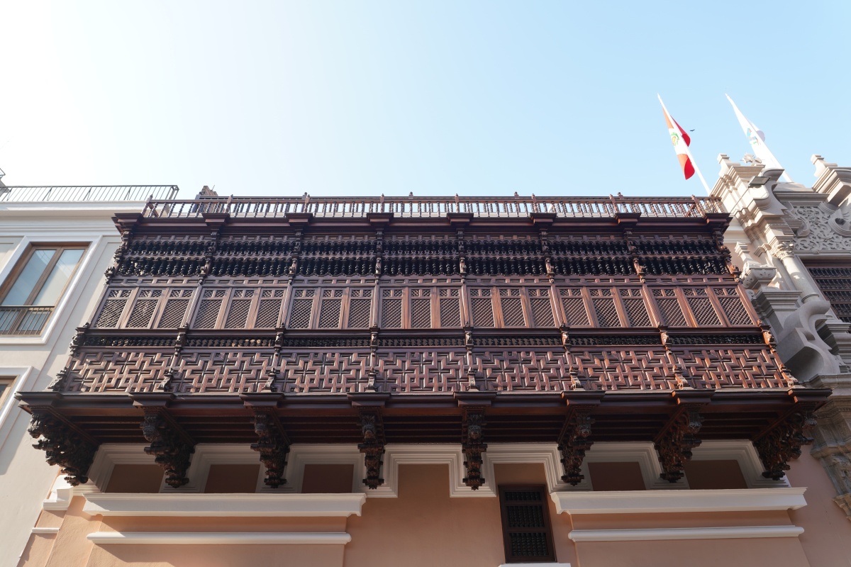 Balkon des Palais des Torre Tagle in Lima