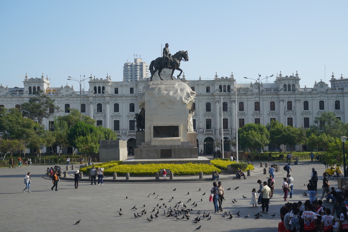Plaza José de San Martín in Lima