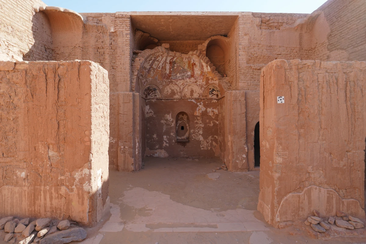Dreischiffige Basilika des Simeonsklosters (Deir Anba Hadra) in Assuan