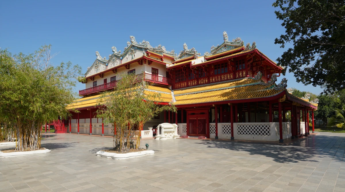 Phra Thinang Wehat Chamrun im Sommerpalast von Bang Pa-in