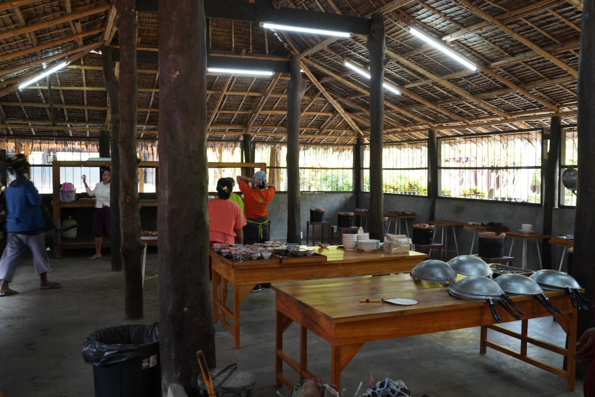 Die Küche in Mallika 124