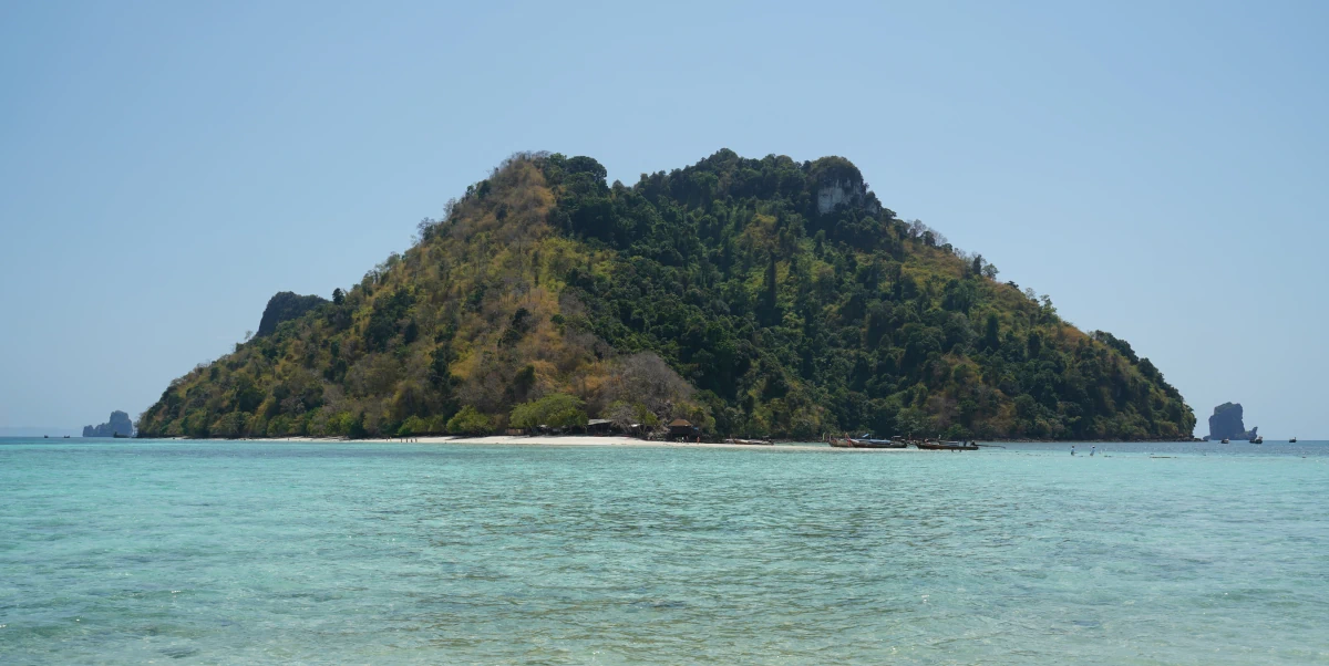 Ko Poda Nok (Chicken Island)